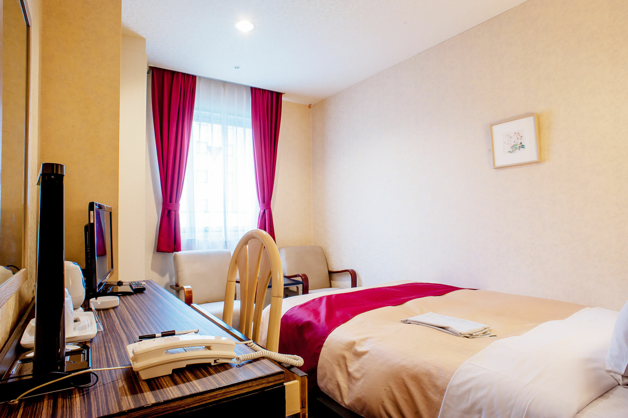 Tachikawa Regent Hotel Buitenkant foto